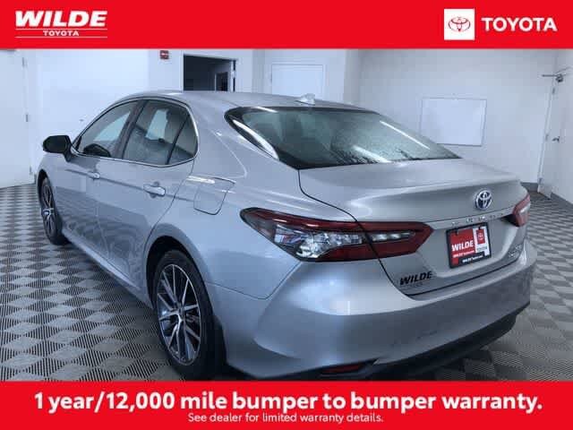 2023 Toyota Camry Hybrid XLE photo 3