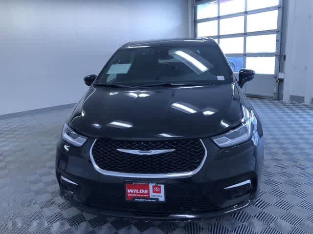 Thumbnail: 2025 Chrysler Pacifica - 15