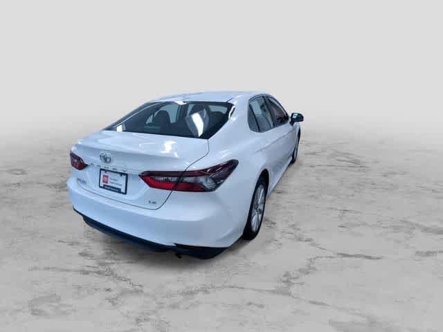Thumbnail: 2023 Toyota Camry - 9