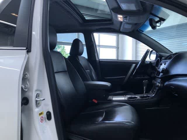 Thumbnail: 2013 Toyota Highlander - 26