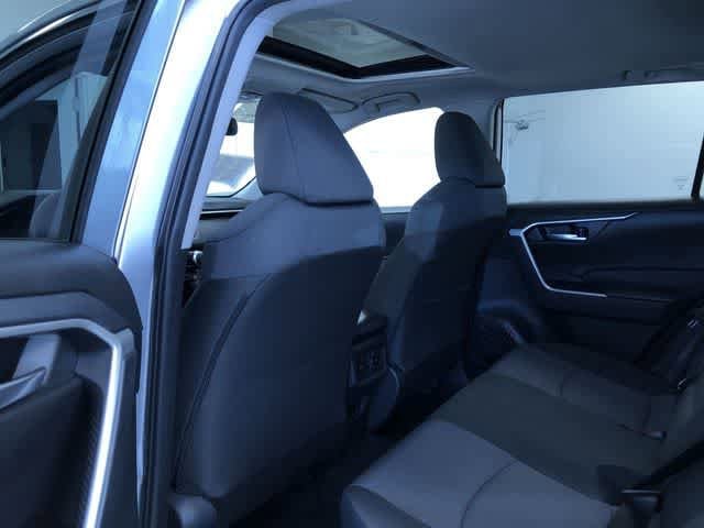 Thumbnail: 2025 Toyota RAV4 - 19