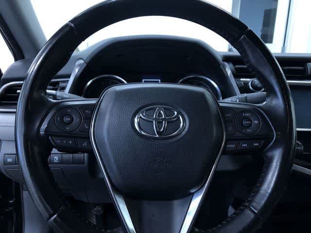 Thumbnail: 2019 Toyota Camry - 24