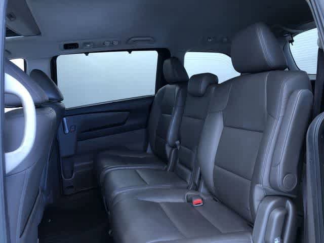 Thumbnail: 2013 Honda Odyssey - 18