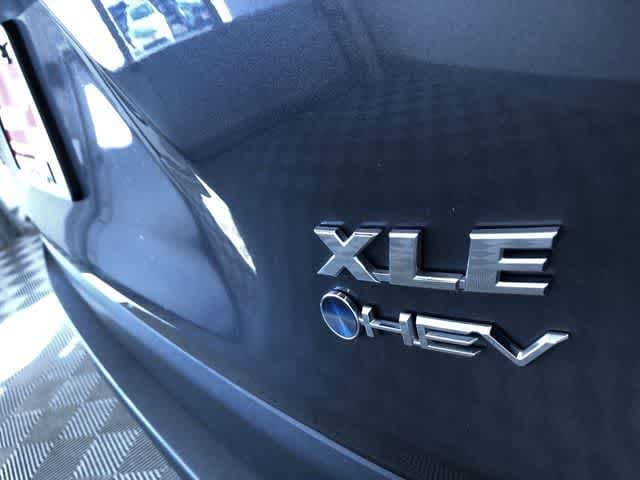 Thumbnail: 2025 Toyota RAV4 - 16