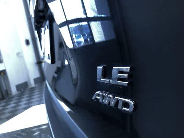 Thumbnail: 2024 Toyota RAV4 - 15