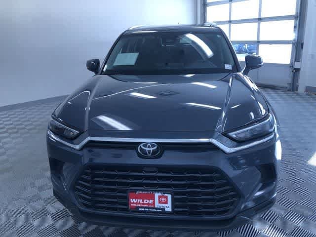 Thumbnail: 2025 Toyota Grand Highlander - 16