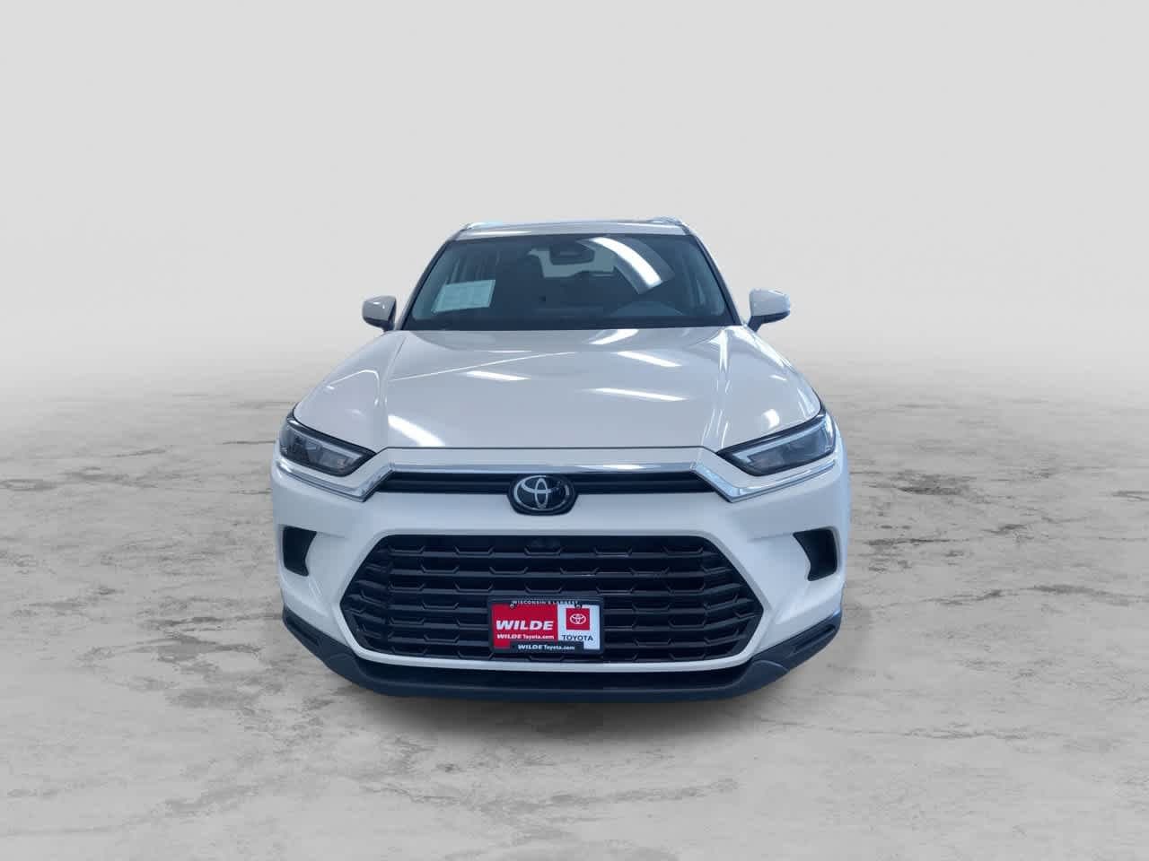 Thumbnail: 2024 Toyota Grand Highlander - 4