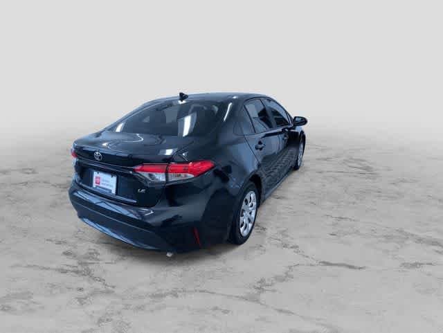 Thumbnail: 2022 Toyota Corolla - 9