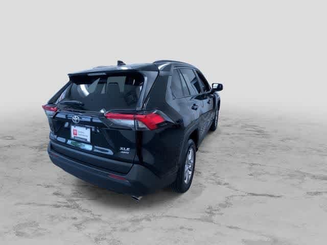 Thumbnail: 2025 Toyota RAV4 - 9