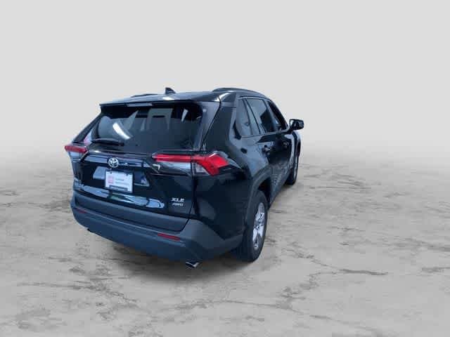 Thumbnail: 2025 Toyota RAV4 - 9