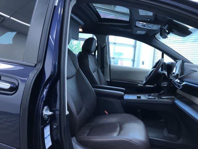 Thumbnail: 2021 Toyota Sienna - 17