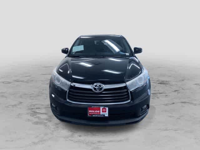 Thumbnail: 2015 Toyota Highlander - 4
