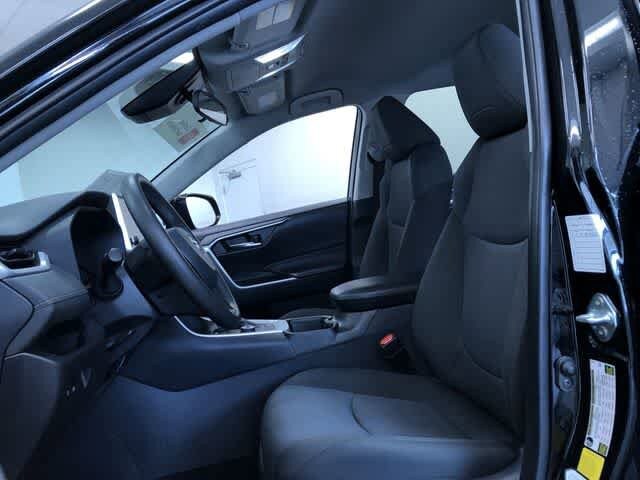 Thumbnail: 2025 Toyota RAV4 - 18