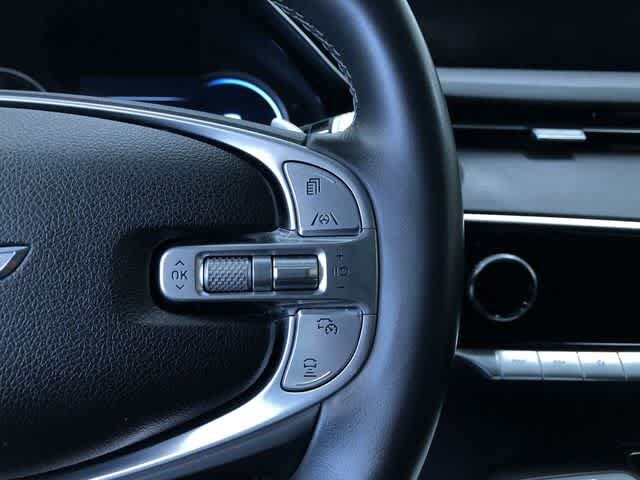 Thumbnail: 2023 Genesis GV70 - 28