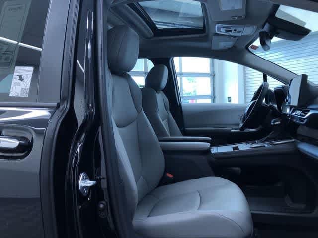 Thumbnail: 2026 Toyota Sienna - 24