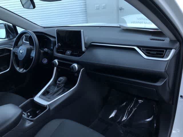 Thumbnail: 2025 Toyota RAV4 - 23