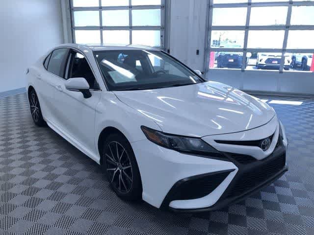 Thumbnail: 2024 Toyota Camry - 37