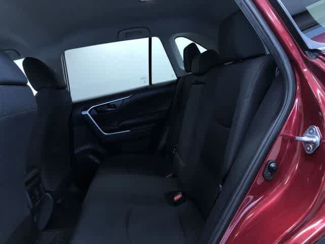 Thumbnail: 2021 Toyota RAV4 - 20