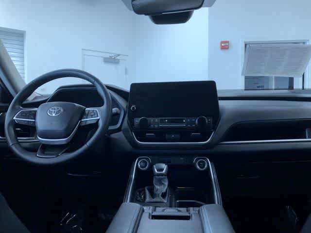 Thumbnail: 2025 Toyota Grand Highlander - 19