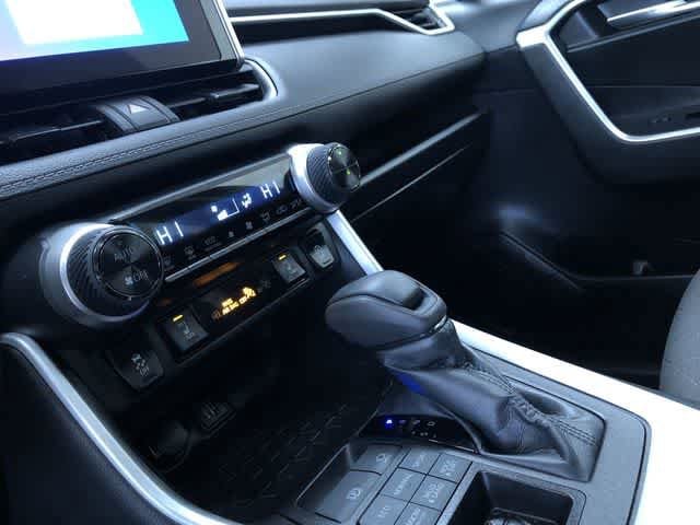 Thumbnail: 2023 Toyota RAV4 - 29