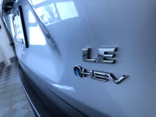 Thumbnail: 2025 Toyota RAV4 - 15