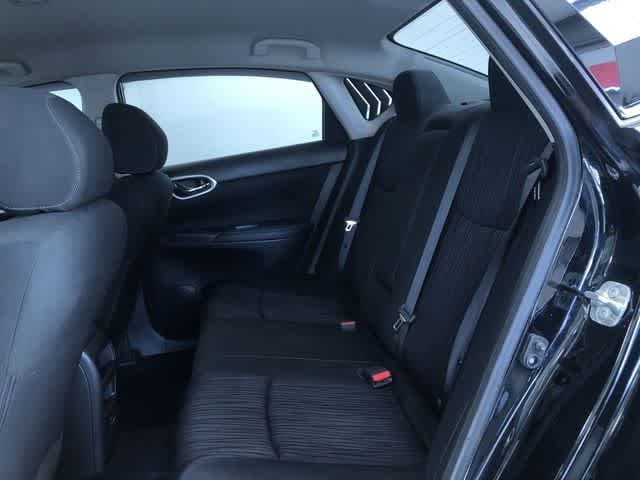 Thumbnail: 2019 Nissan Sentra - 13