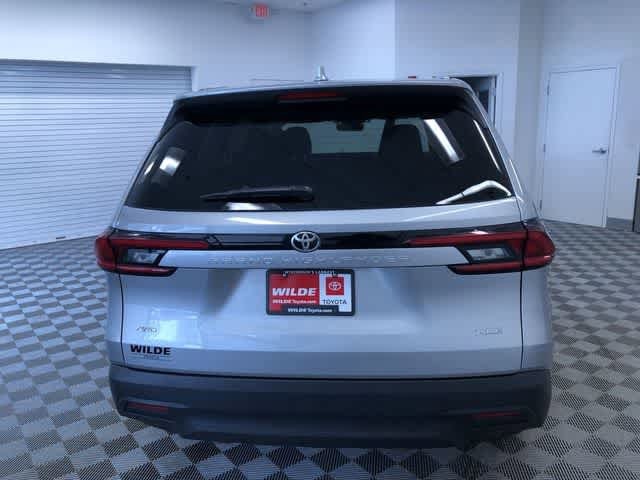 Thumbnail: 2025 Toyota Grand Highlander - 15