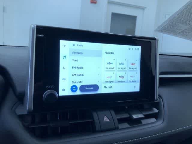 Thumbnail: 2025 Toyota RAV4 - 28