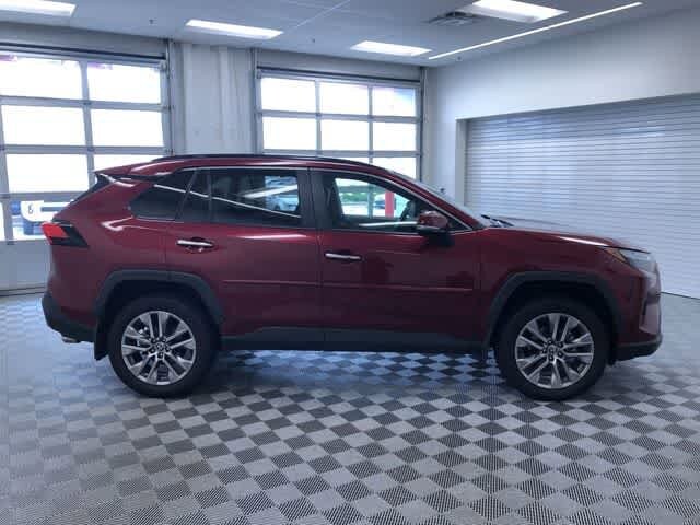 Thumbnail: 2022 Toyota RAV4 - 36