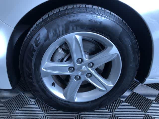 Thumbnail: 2024 Chevrolet Malibu - 17