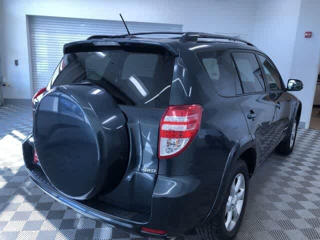 Thumbnail: 2011 Toyota RAV4 - 32