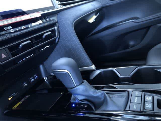 Thumbnail: 2026 Toyota Camry - 21