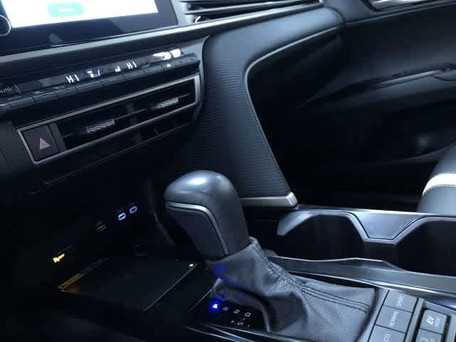 Thumbnail: 2025 Toyota Camry - 28