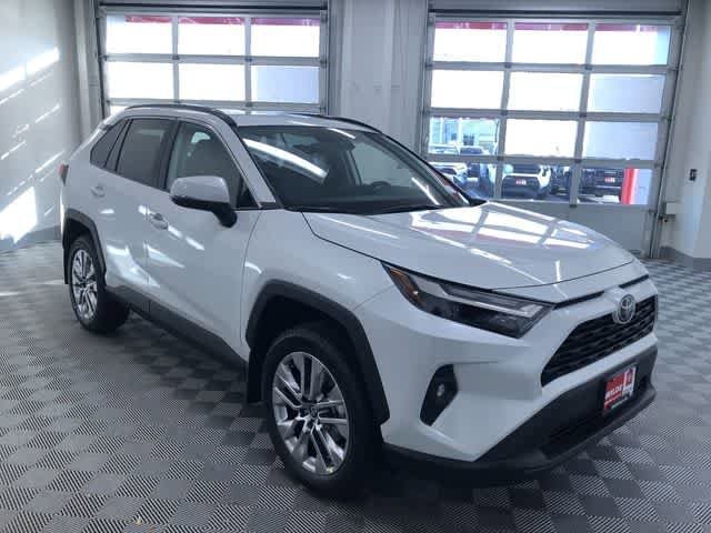 Thumbnail: 2025 Toyota RAV4 - 28