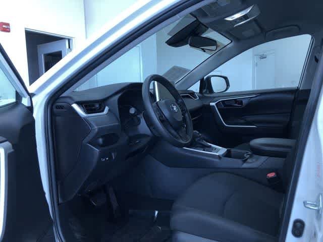 Thumbnail: 2025 Toyota RAV4 - 10