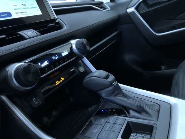 Thumbnail: 2025 Toyota RAV4 - 30