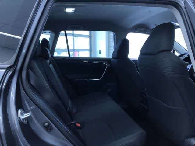 2025 Toyota RAV4 LE - Photo 21