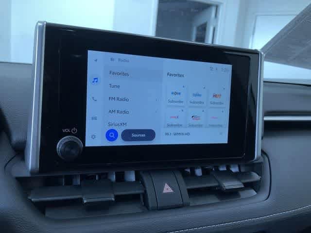 Thumbnail: 2025 Toyota RAV4 - 28