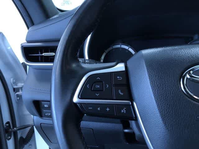 Thumbnail: 2023 Toyota Highlander - 28