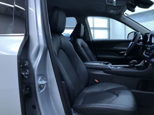 Thumbnail: 2025 Toyota Grand Highlander - 24