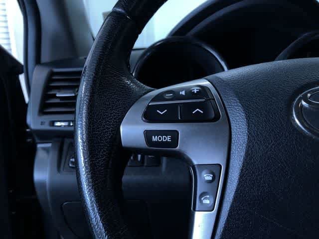 Thumbnail: 2013 Toyota Highlander - 18