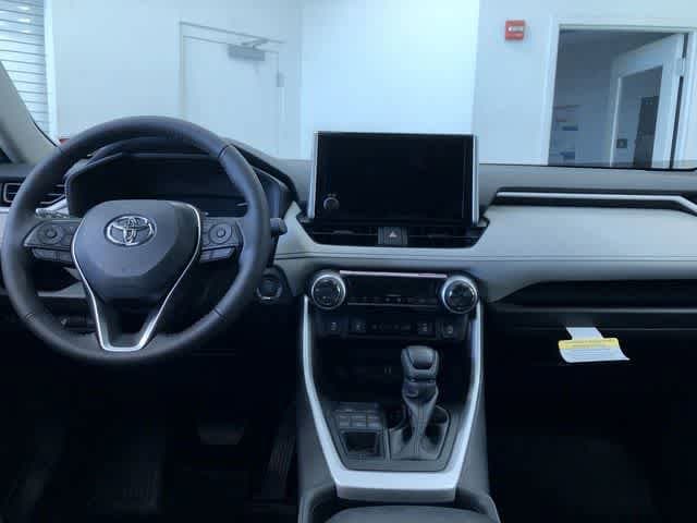 Thumbnail: 2025 Toyota RAV4 - 9