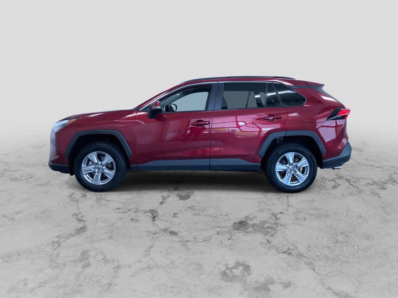 2022 Toyota RAV4 XLE 6