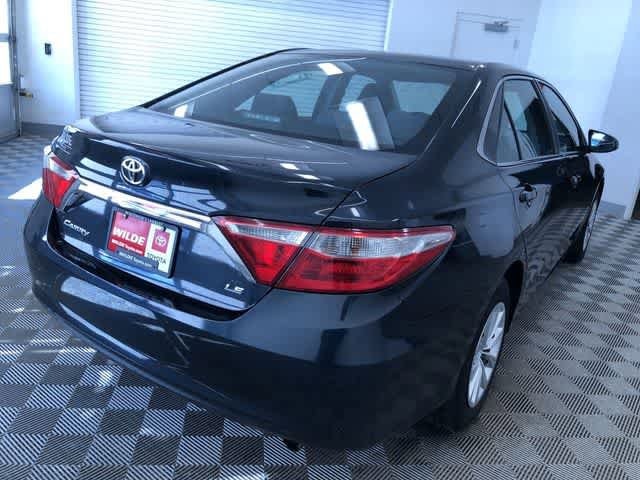 Thumbnail: 2017 Toyota Camry - 32