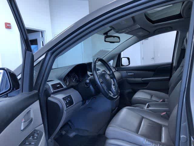 Thumbnail: 2013 Honda Odyssey - 10