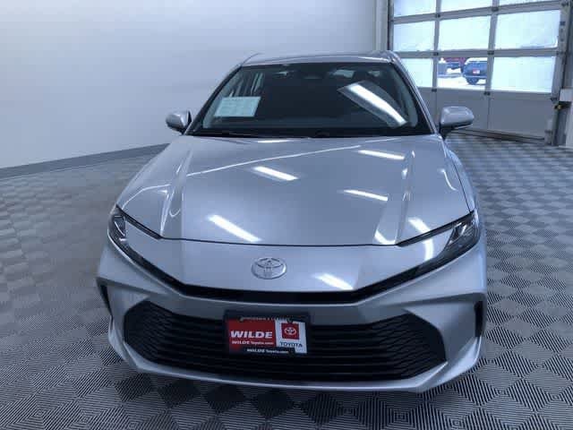 Thumbnail: 2025 Toyota Camry - 15