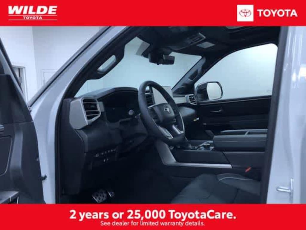 New 2026 Toyota Tundra Limited LIMITED CREWMAX 5.5