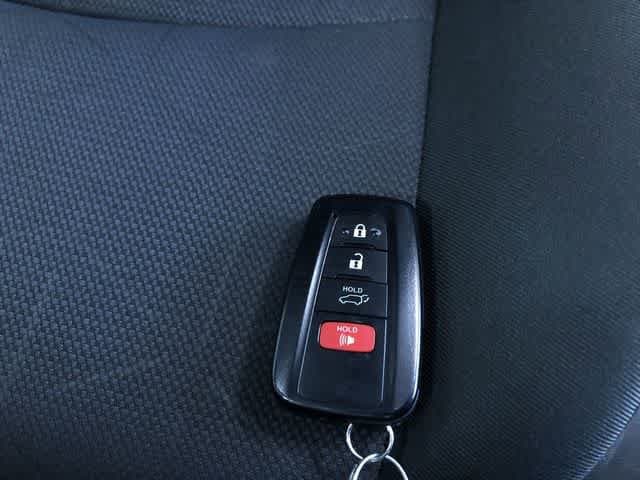 Thumbnail: 2025 Toyota RAV4 - 32