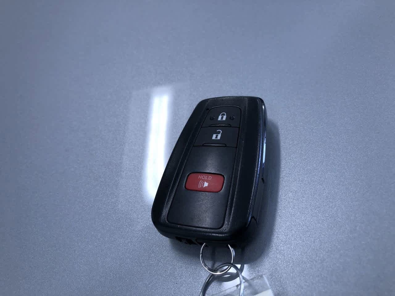2024 Toyota RAV4 XLE 33