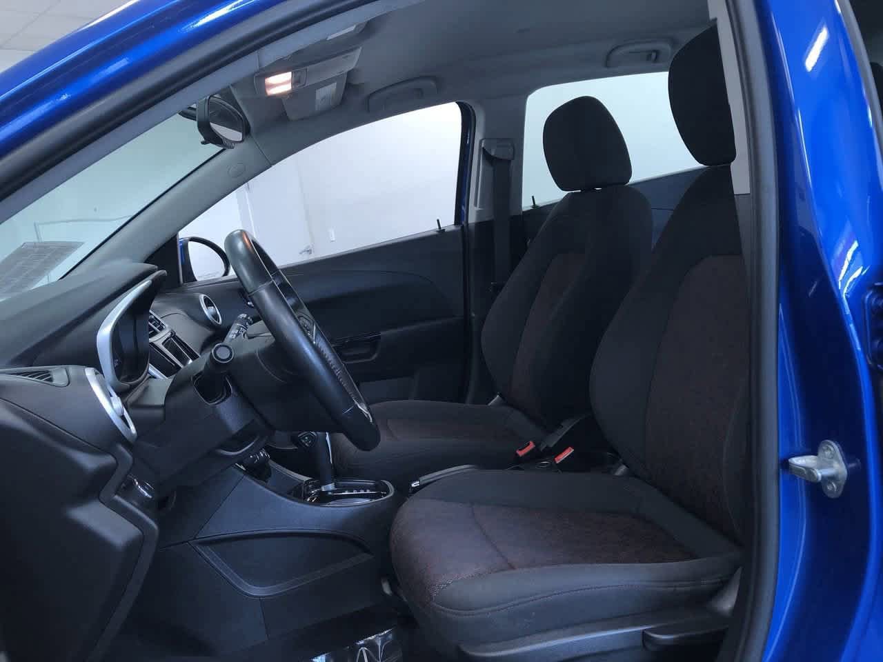 Thumbnail: 2019 Chevrolet Sonic - 29